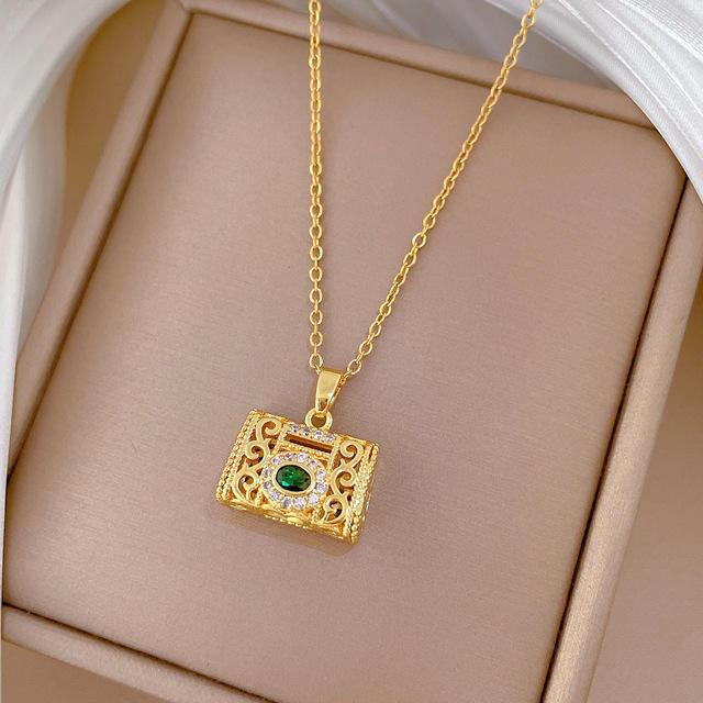 The Empress Pendant Chain