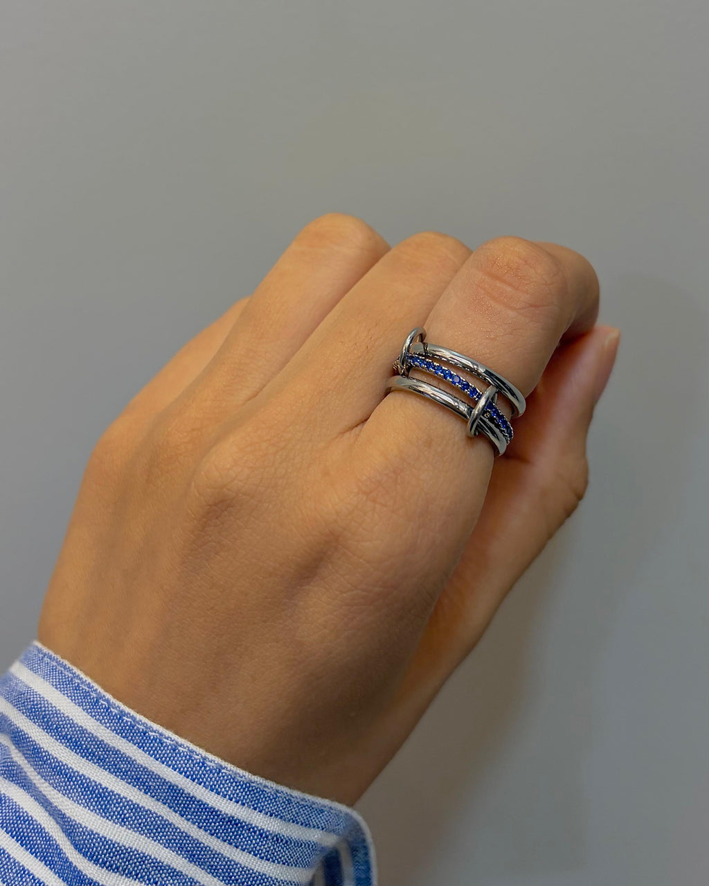 Sapphire Multi-Band Linked Ring
